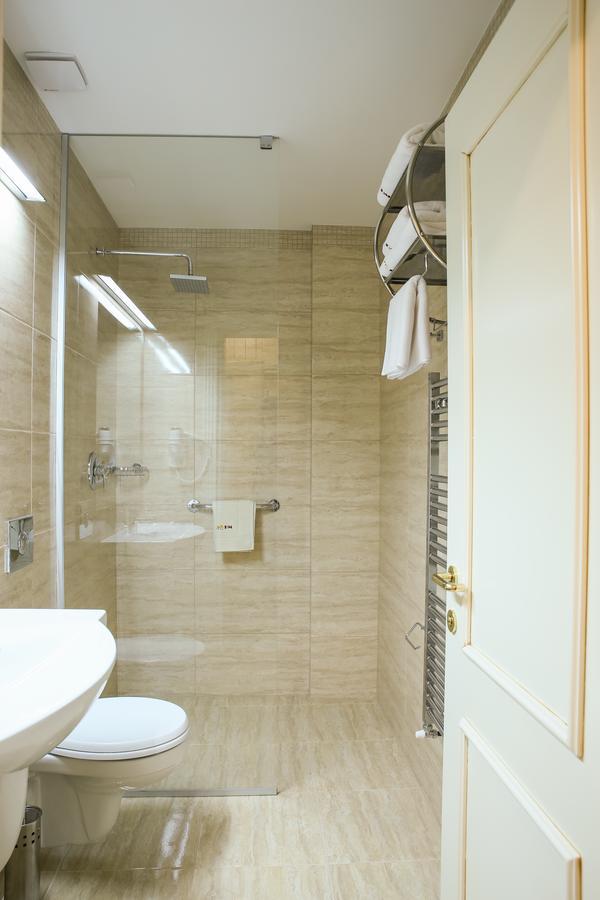 Hotel Montana Viseu de Sus Bilik gambar